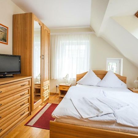 Hotel Old House Nido Extérieur photo